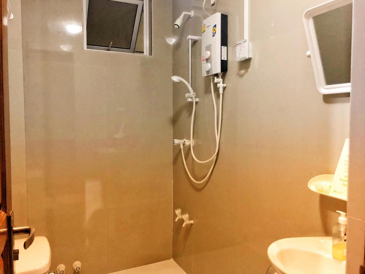 Brize Inn Hulhumale Ngoại thất bức ảnh