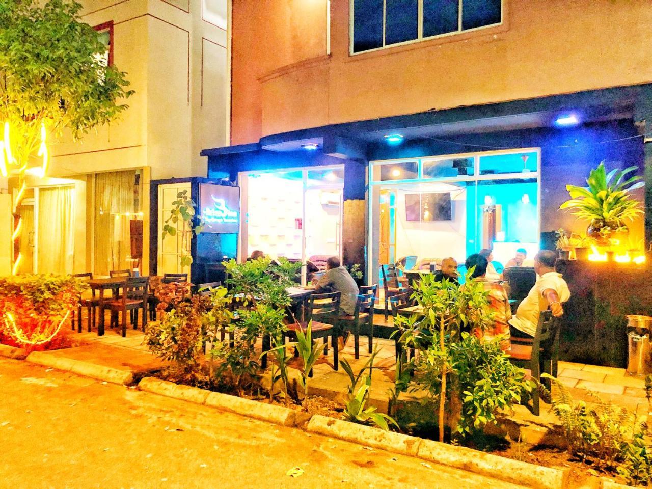 Brize Inn Hulhumale Ngoại thất bức ảnh